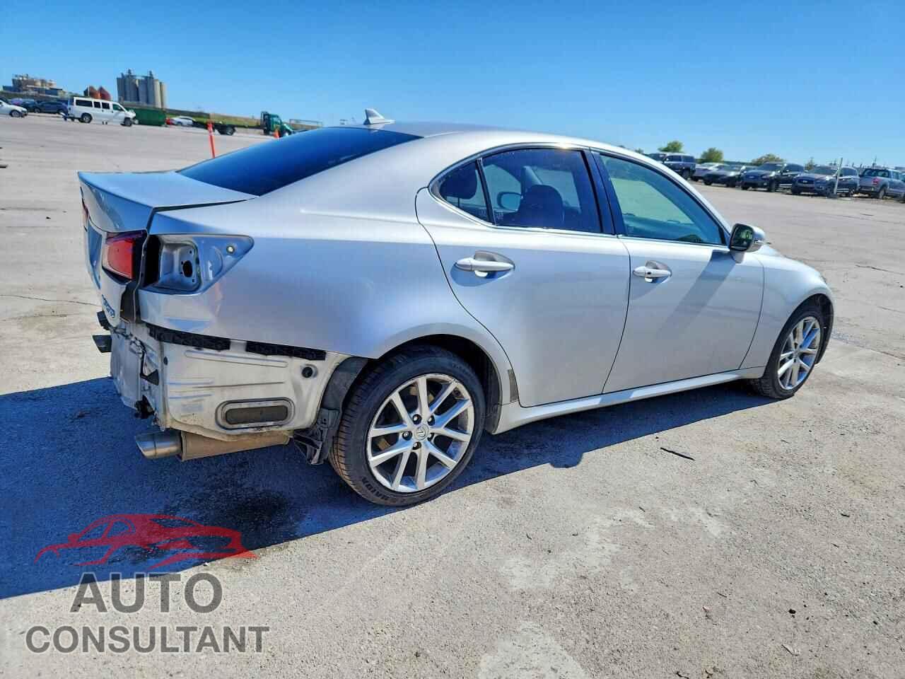 LEXUS IS 2012 - JTHCF5C22C5055268