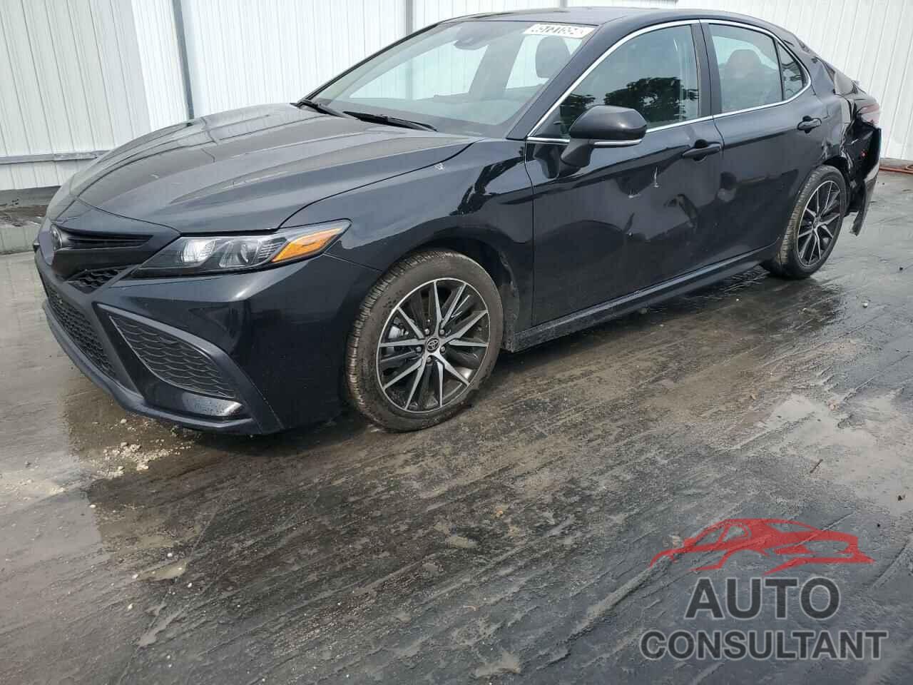 TOYOTA CAMRY 2024 - 4T1G11AK3RU883403