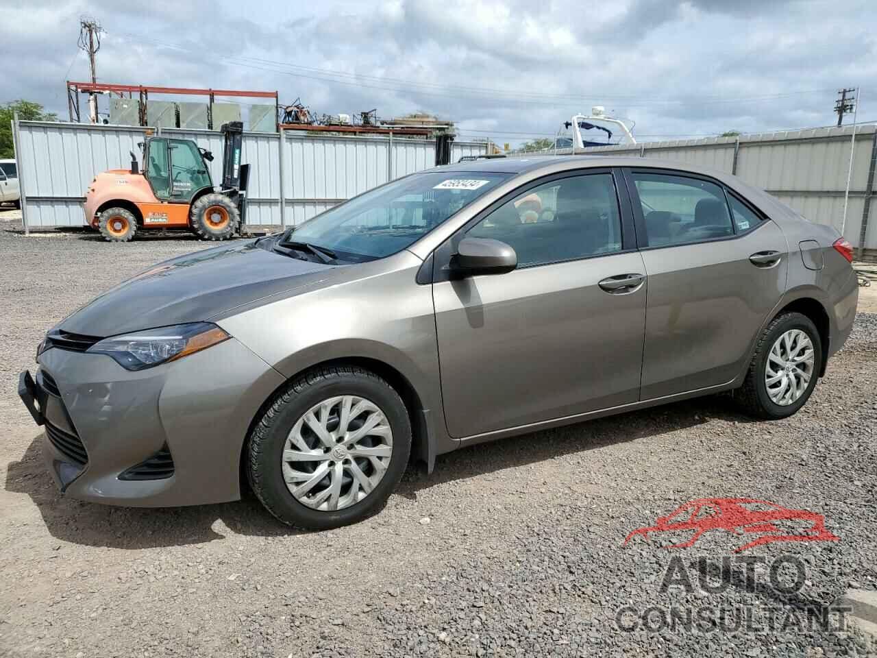 TOYOTA COROLLA 2018 - 5YFBURHE5JP743682