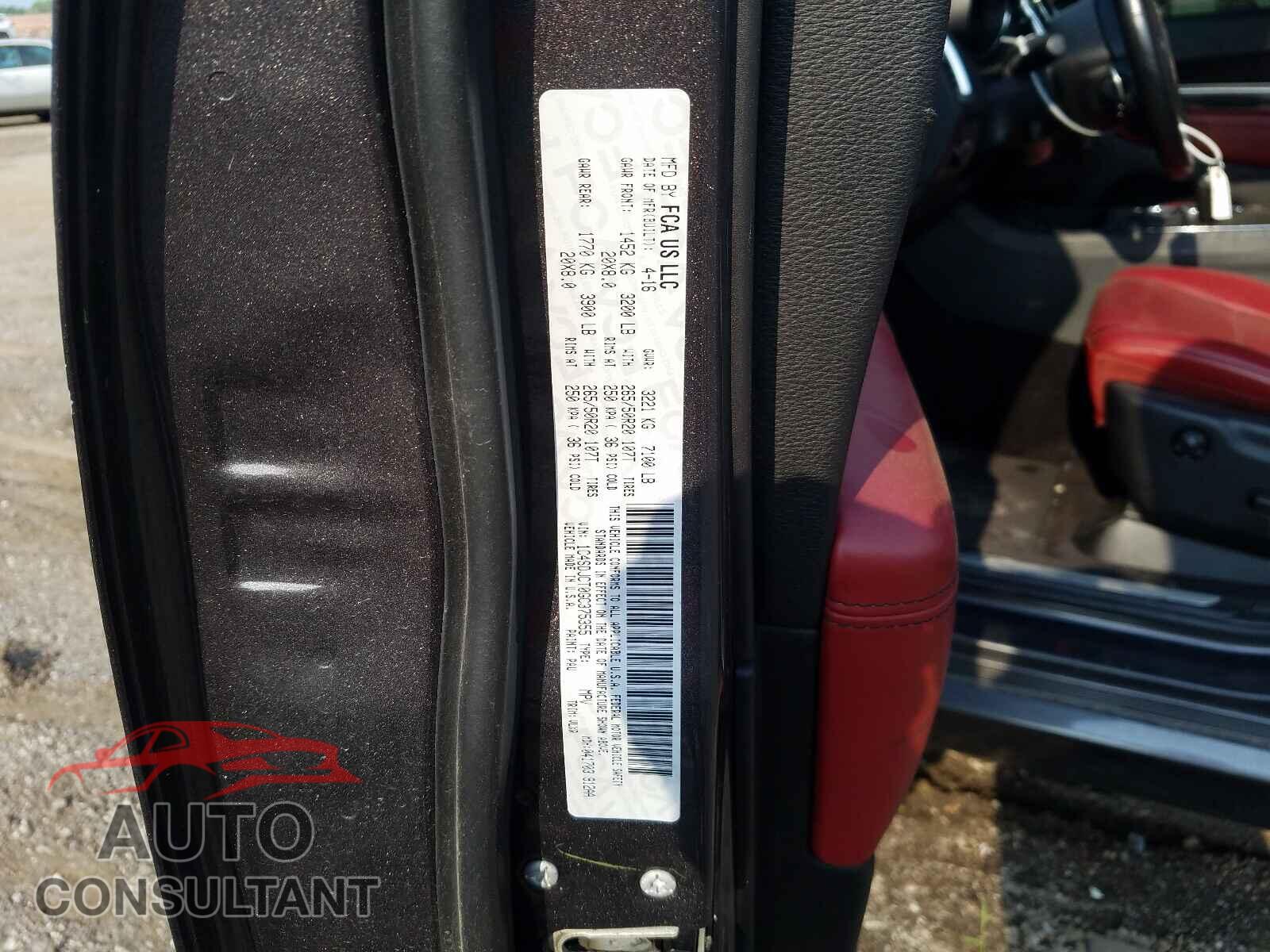 DODGE DURANGO 2016 - 1C4SDJCT0GC375355