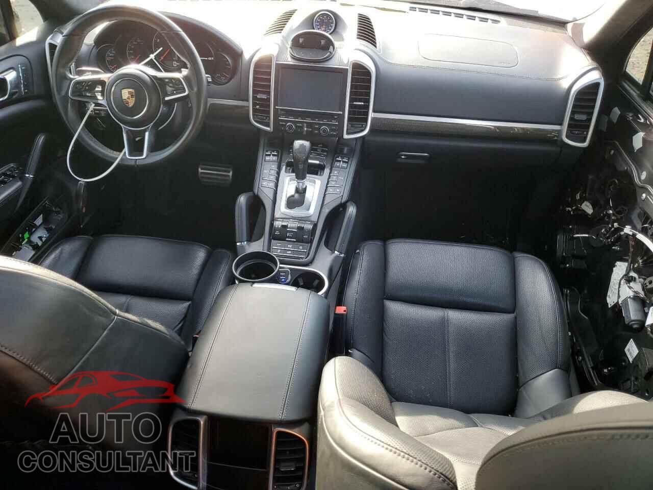 PORSCHE CAYENNE 2016 - WP1AD2A2XGLA79477
