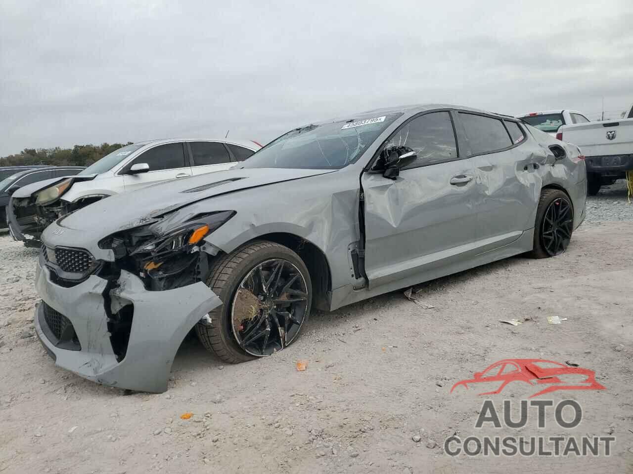 KIA STINGER 2022 - KNAE35LD0N6101453