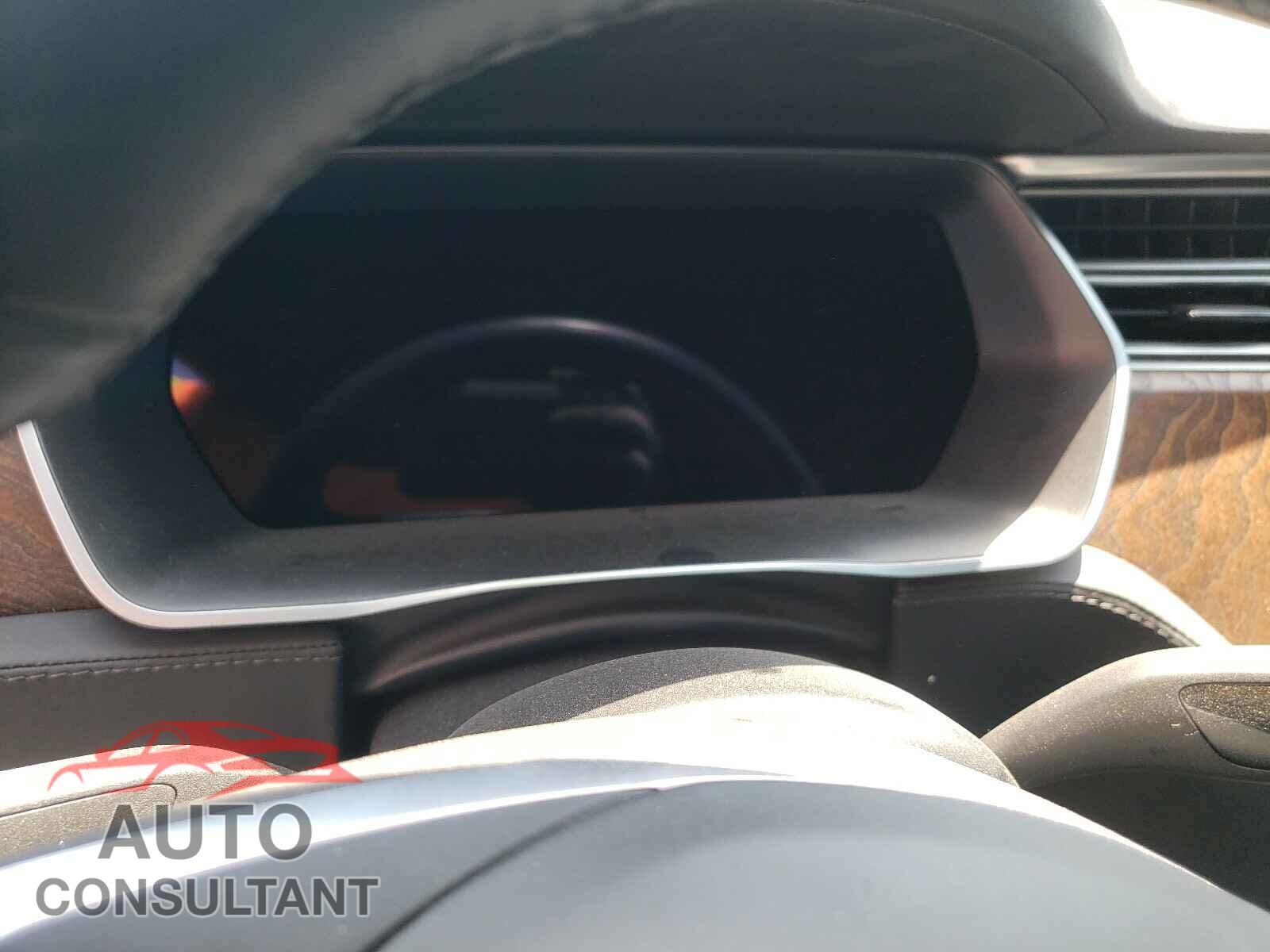 TESLA MODEL S 2017 - 5YJSA1E14HF217657