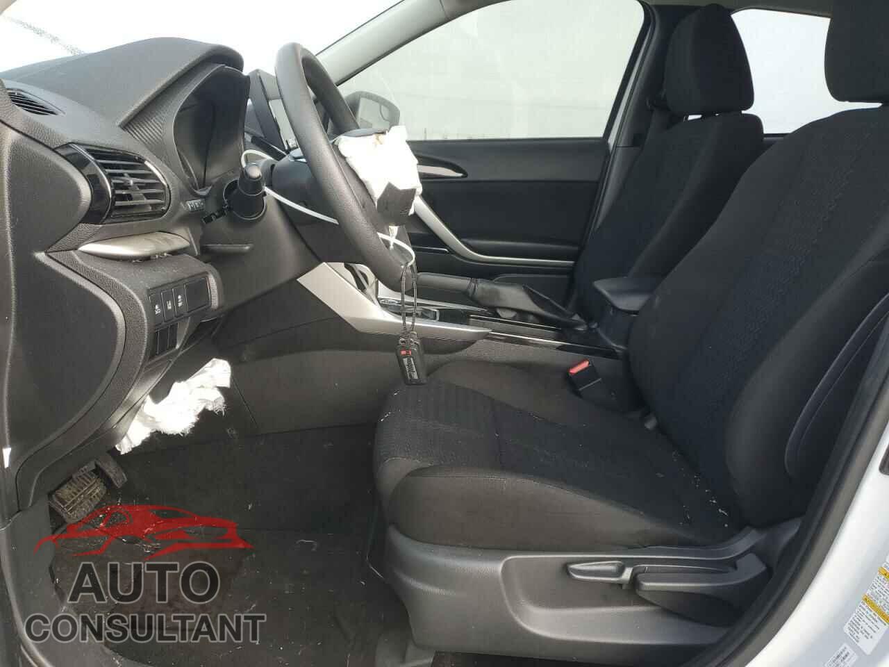MITSUBISHI ECLIPSE 2024 - JA4ATVAA5RZ006170
