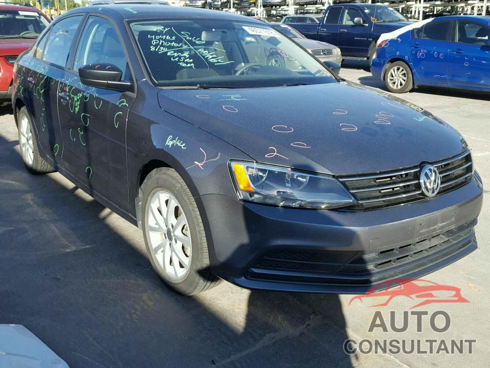 VOLKSWAGEN JETTA 2015 - 3VWB07AJ8FM298275