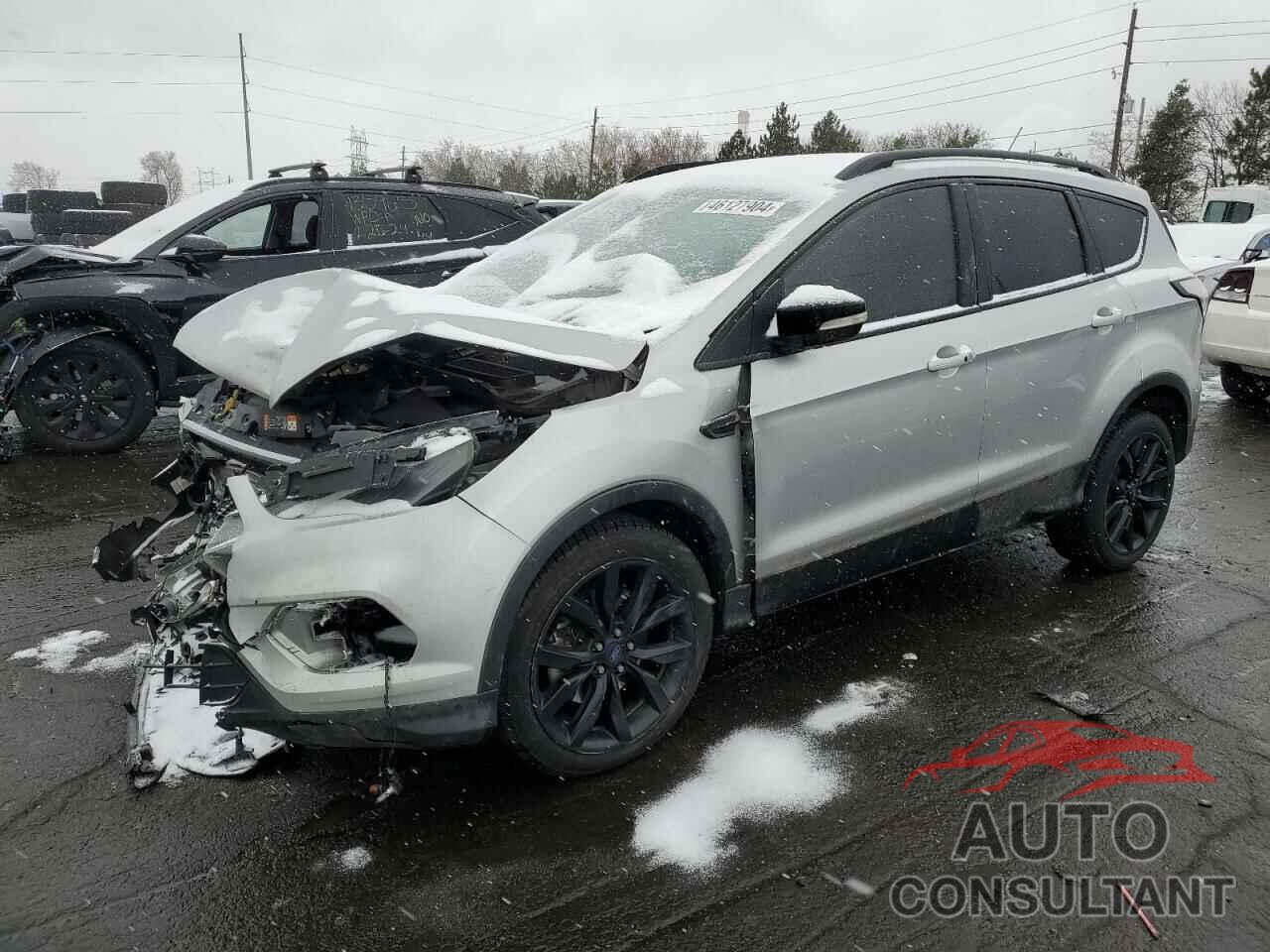 FORD ESCAPE 2017 - 1FMCU9J99HUC87731