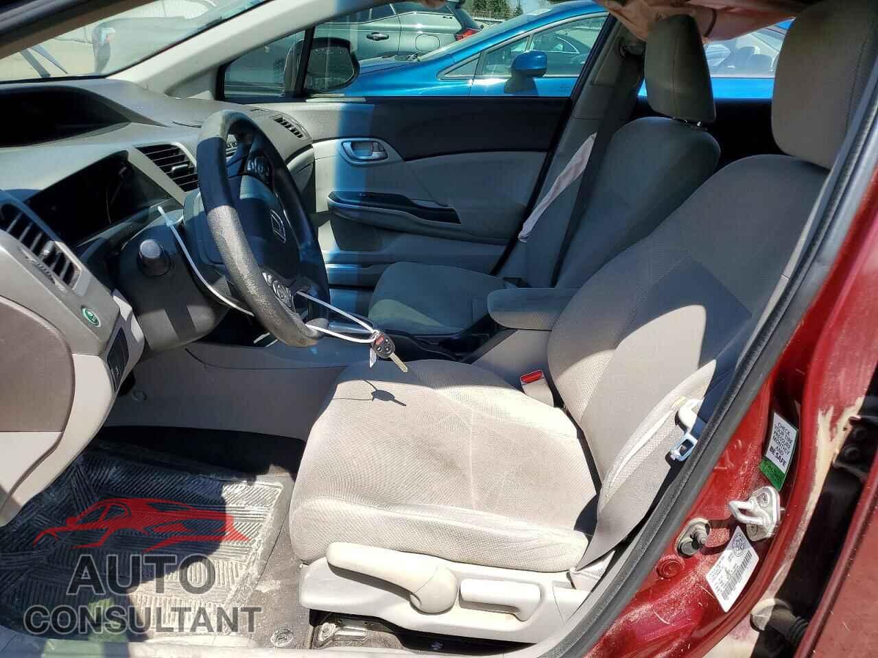 HONDA CIVIC 2012 - 2HGFB2F45CH048184