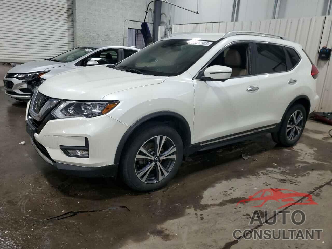 NISSAN ROGUE 2017 - 5N1AT2MVXHC833937