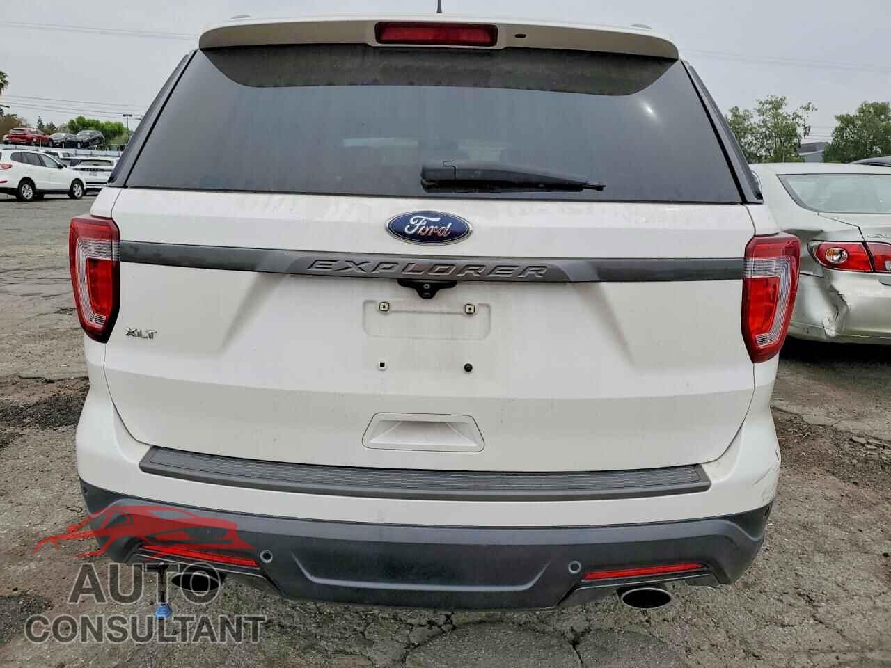 FORD EXPLORER 2018 - 1FM5K7D85JGB31549