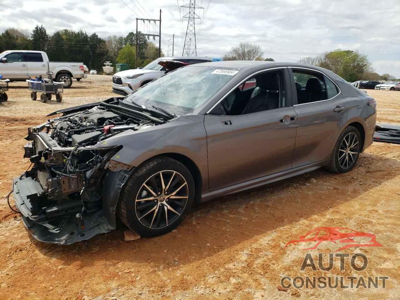 TOYOTA CAMRY 2021 - 4T1G11AK0MU599770