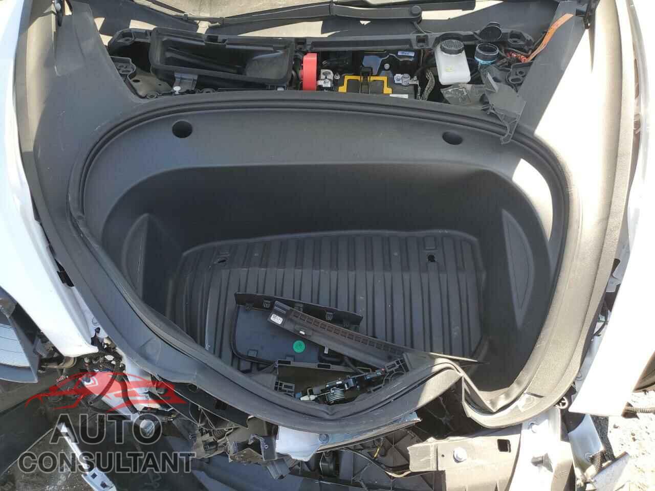 TESLA MODEL 3 2021 - 5YJ3E1EA4MF053071