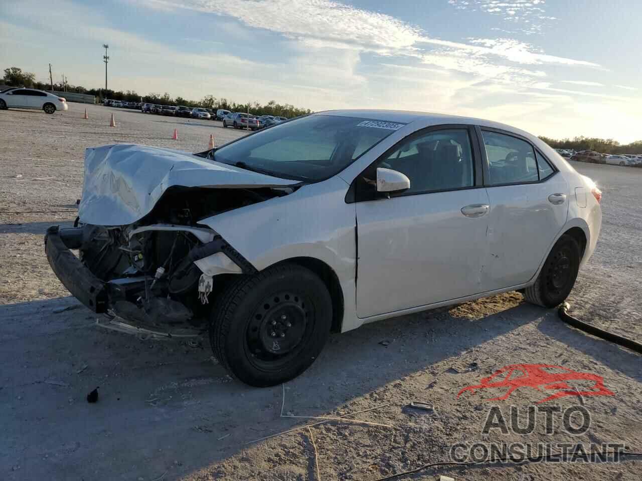 TOYOTA COROLLA 2019 - 5YFBURHE5KP881093