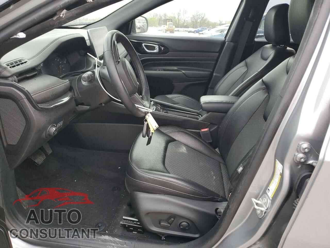 JEEP COMPASS 2022 - 3C4NJDBB2NT228200
