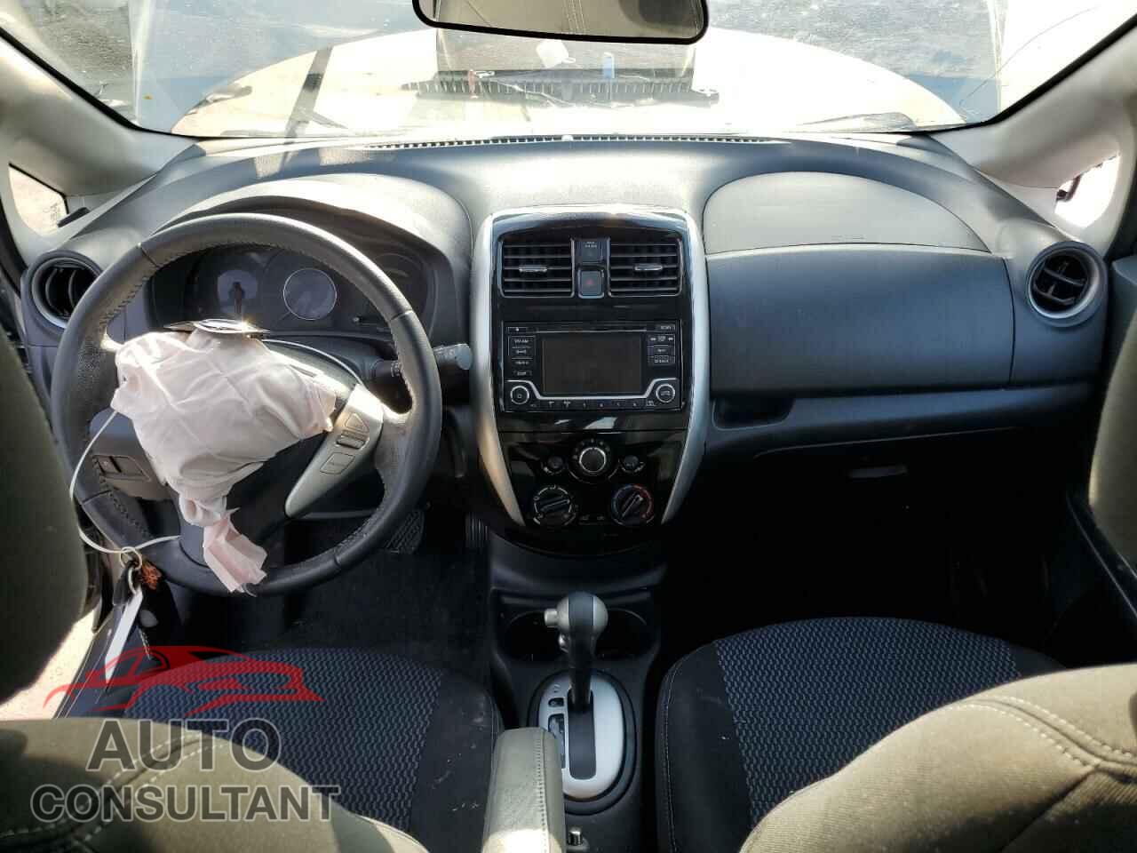 NISSAN VERSA 2015 - 3N1CE2CP1FL383075