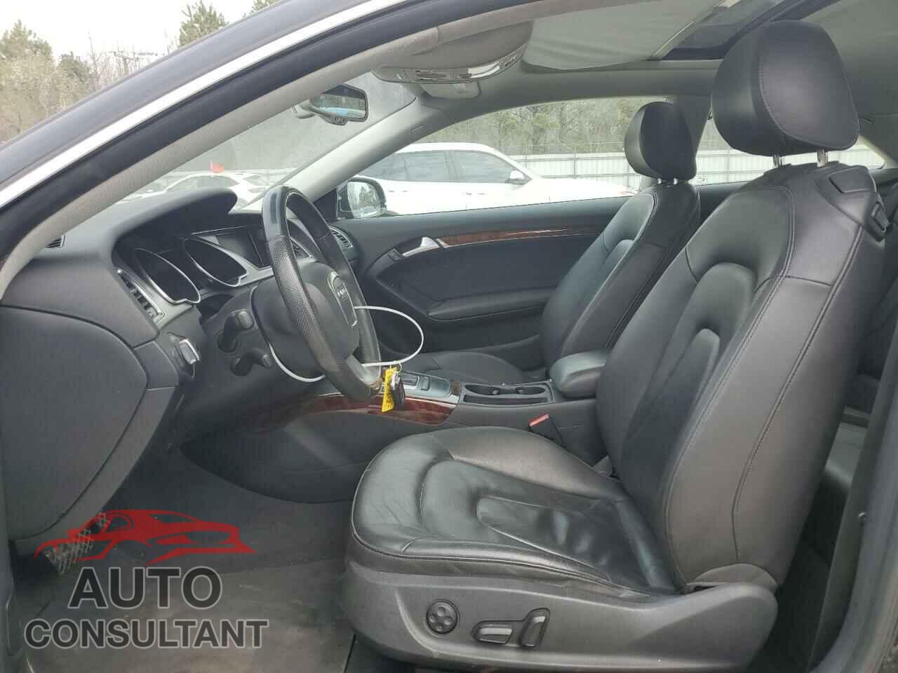 AUDI A5 2011 - WAULFAFR8BA015959