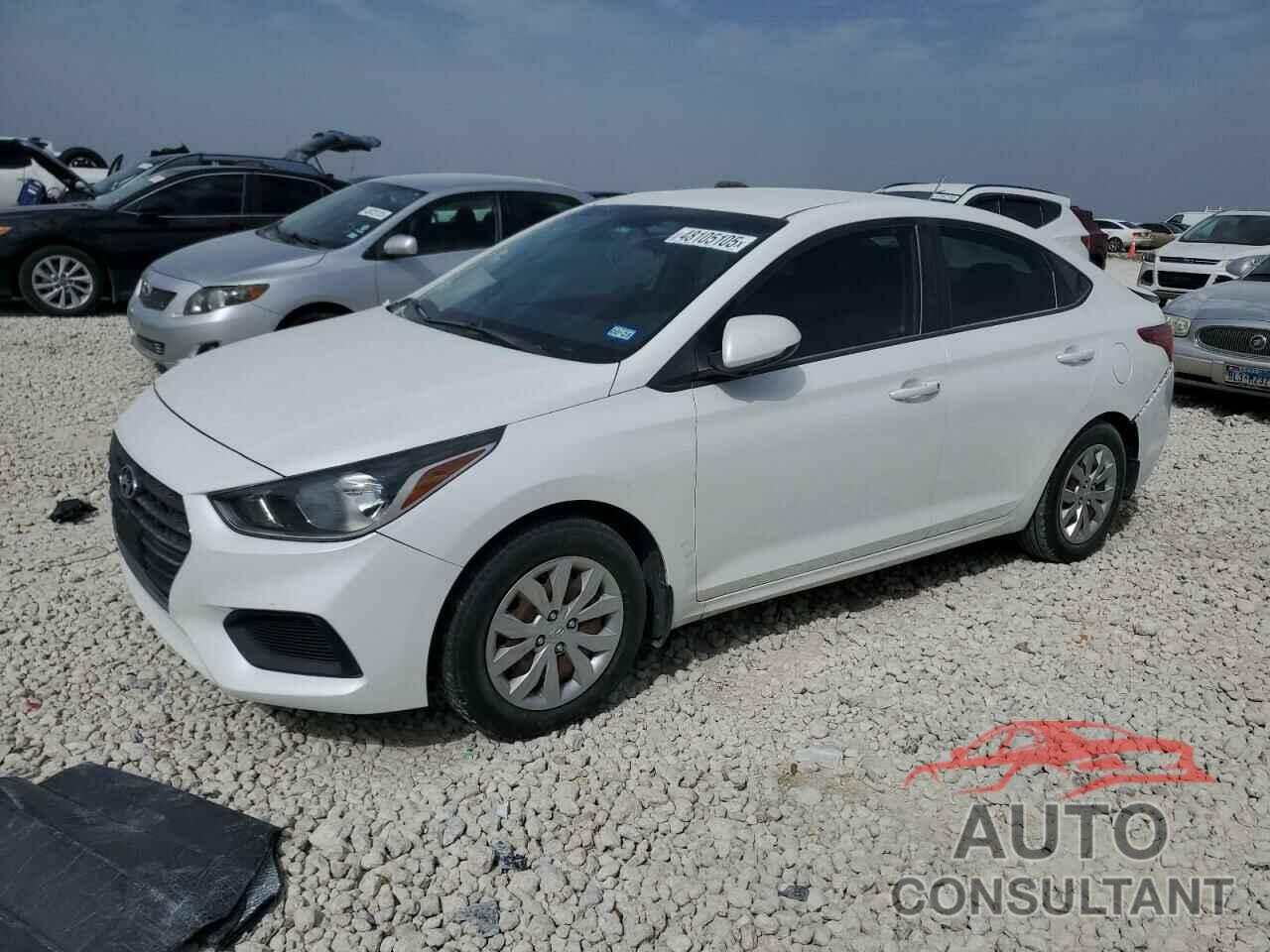 HYUNDAI ACCENT 2018 - 3KPC24A31JE033525