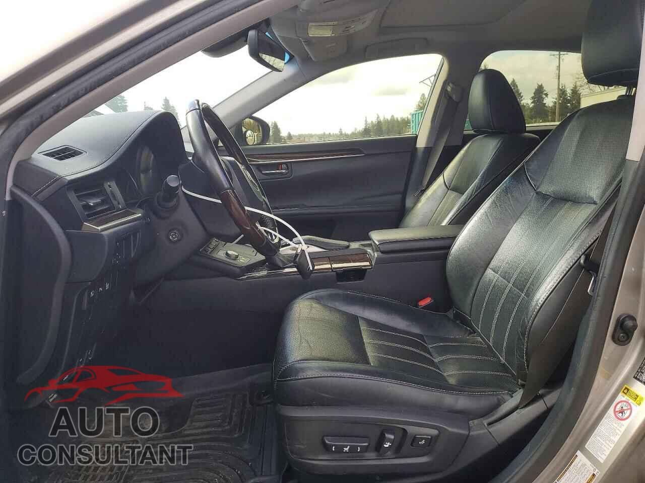 LEXUS ES300 2017 - JTHBW1GG9H2135430