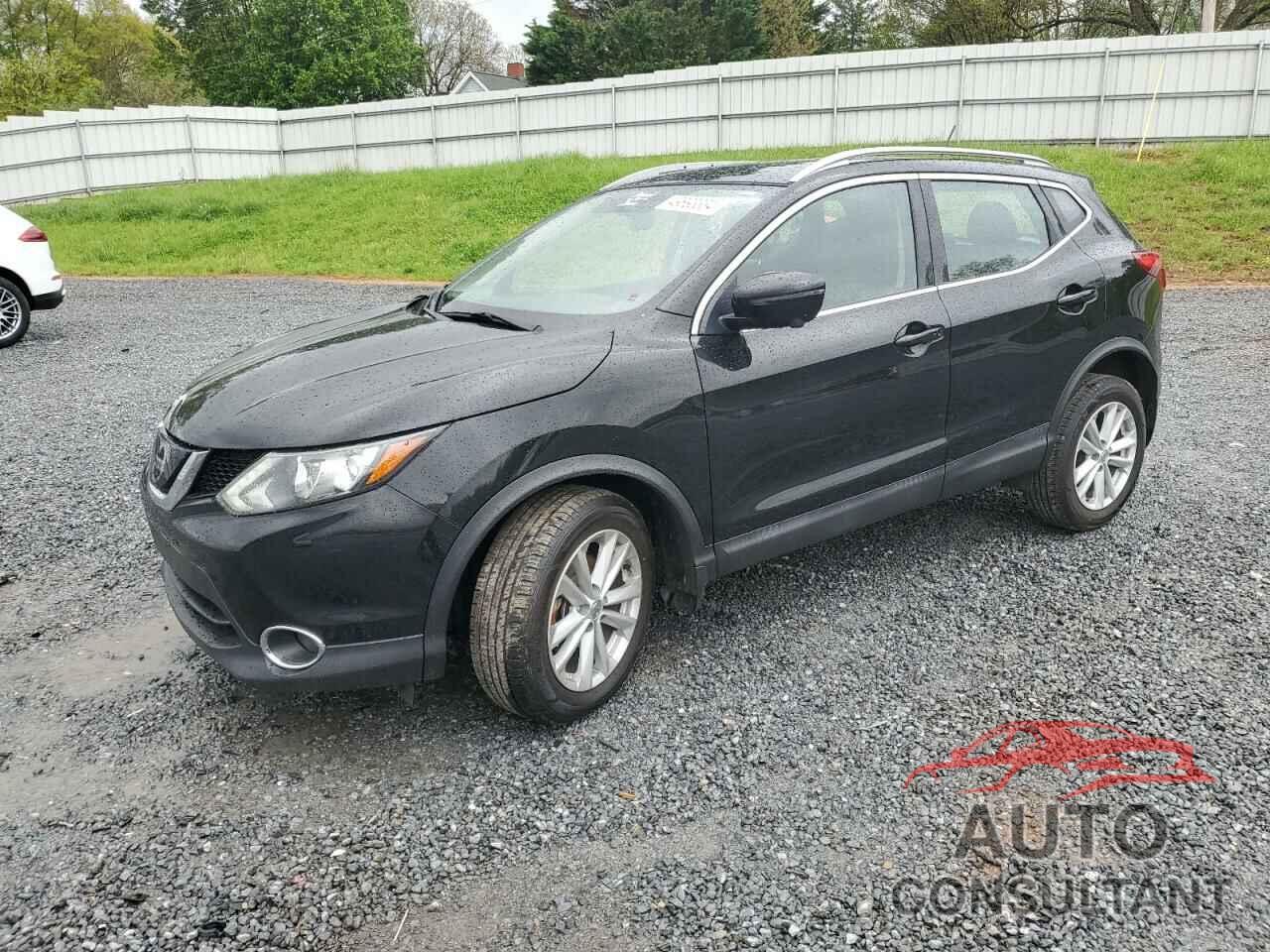 NISSAN ROGUE 2018 - JN1BJ1CP3JW164722