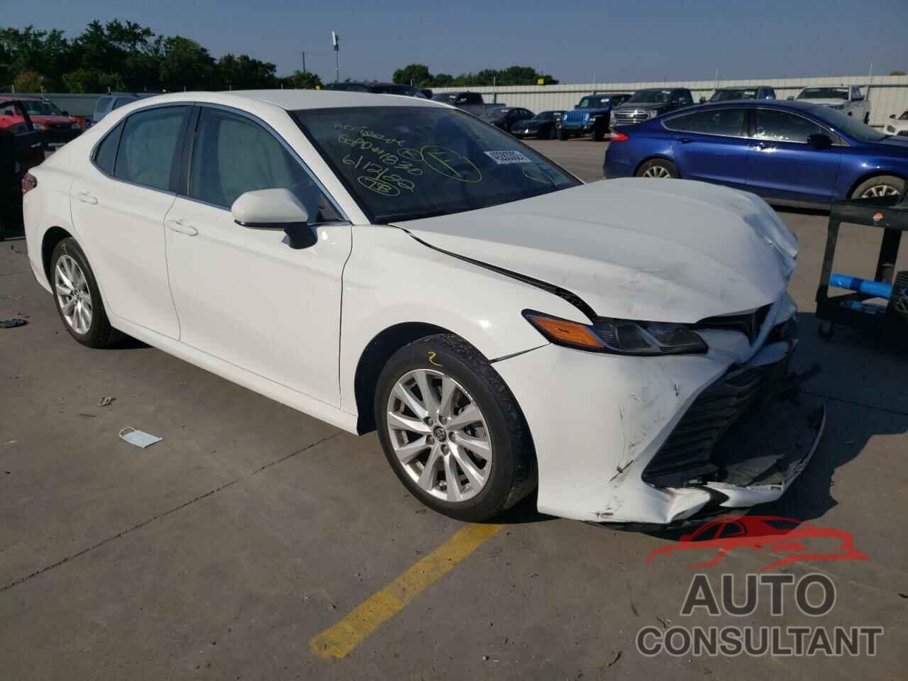 TOYOTA CAMRY 2019 - 4T1B11HK2KU200418