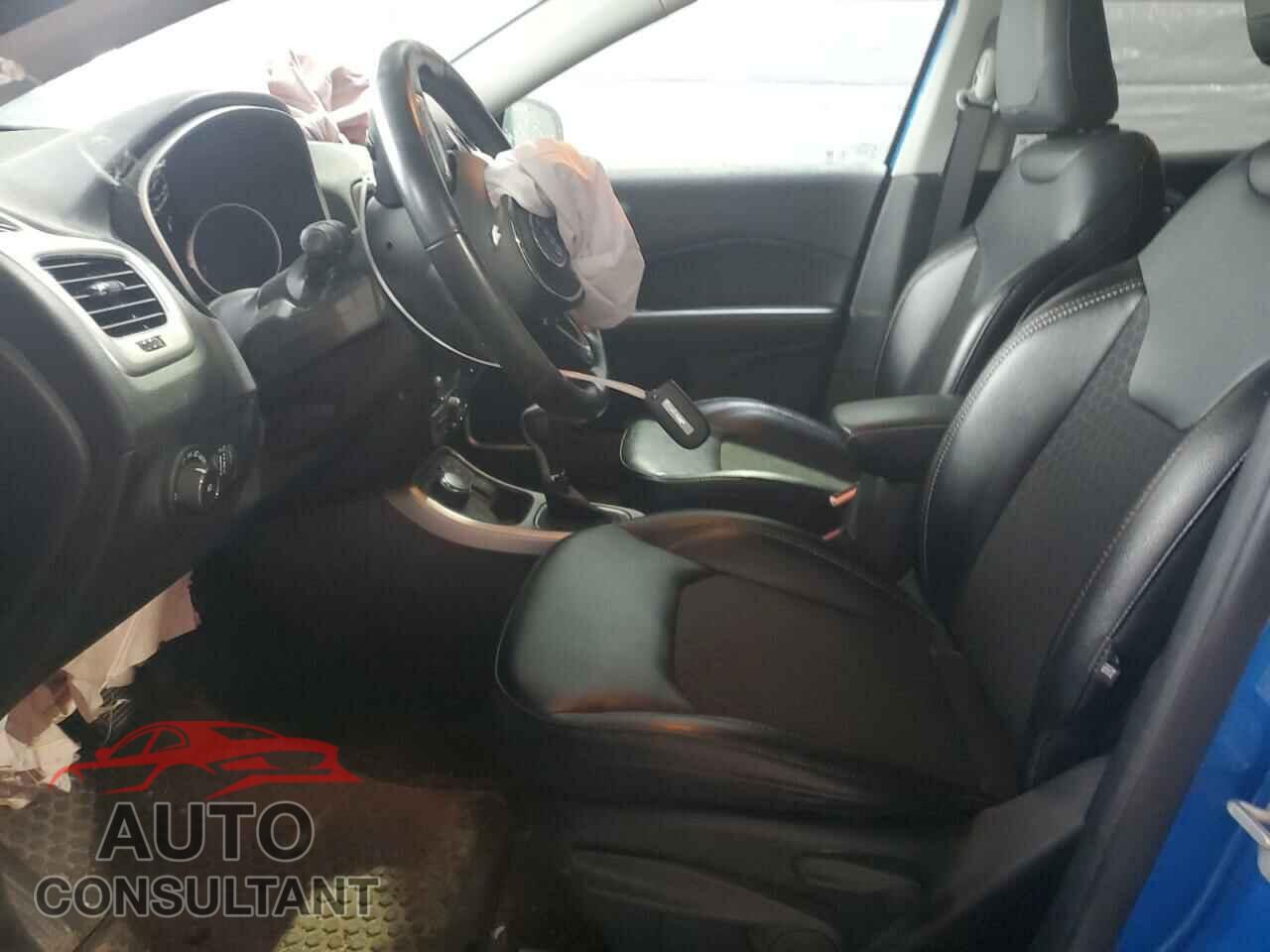 JEEP COMPASS 2020 - 3C4NJDBB3LT115739