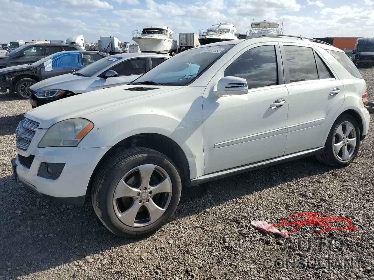 MERCEDES-BENZ M-CLASS 2009 - 4JGBB86E89A464029