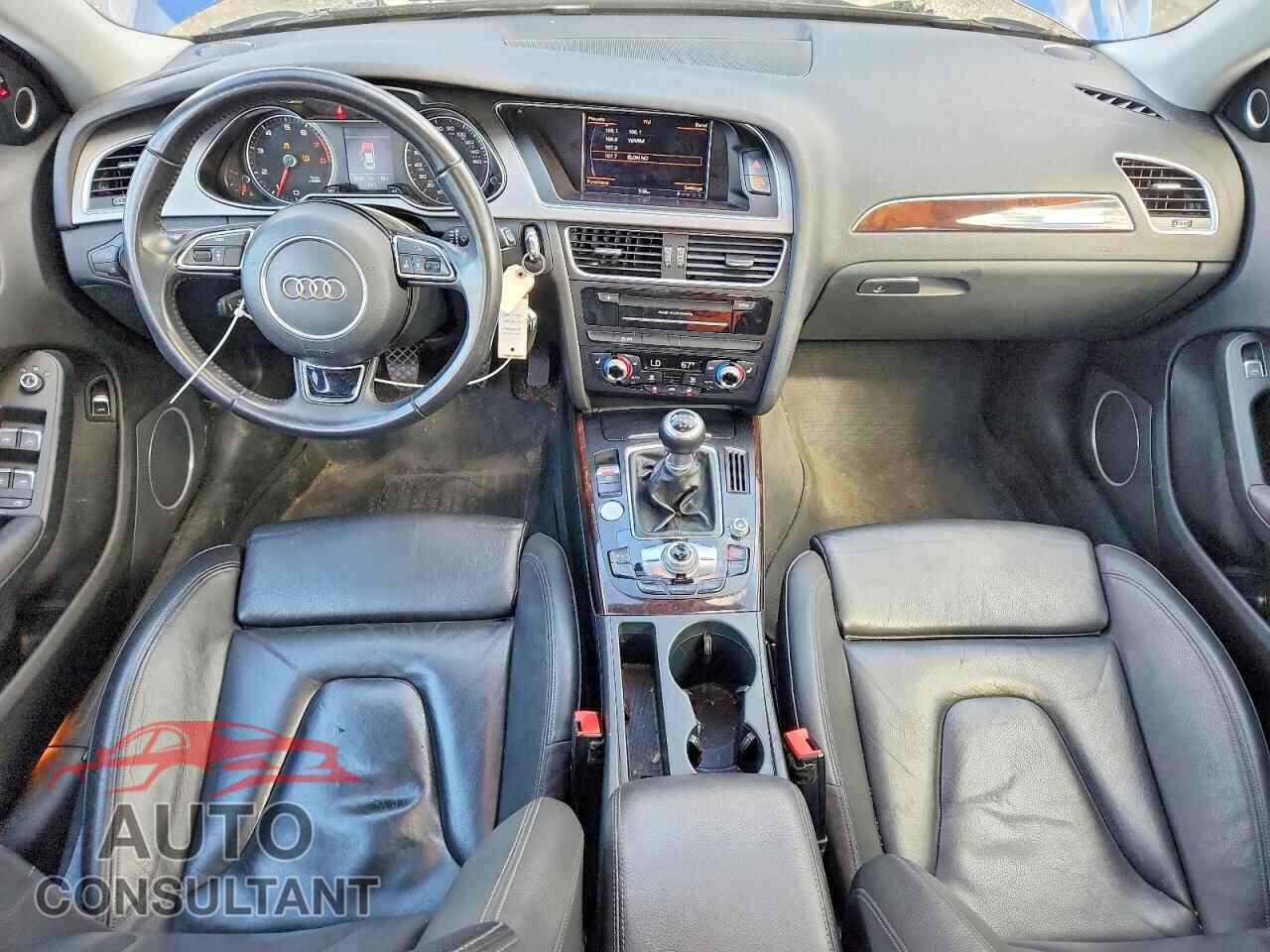 AUDI A4 2013 - WAUMFBFL8DN049787