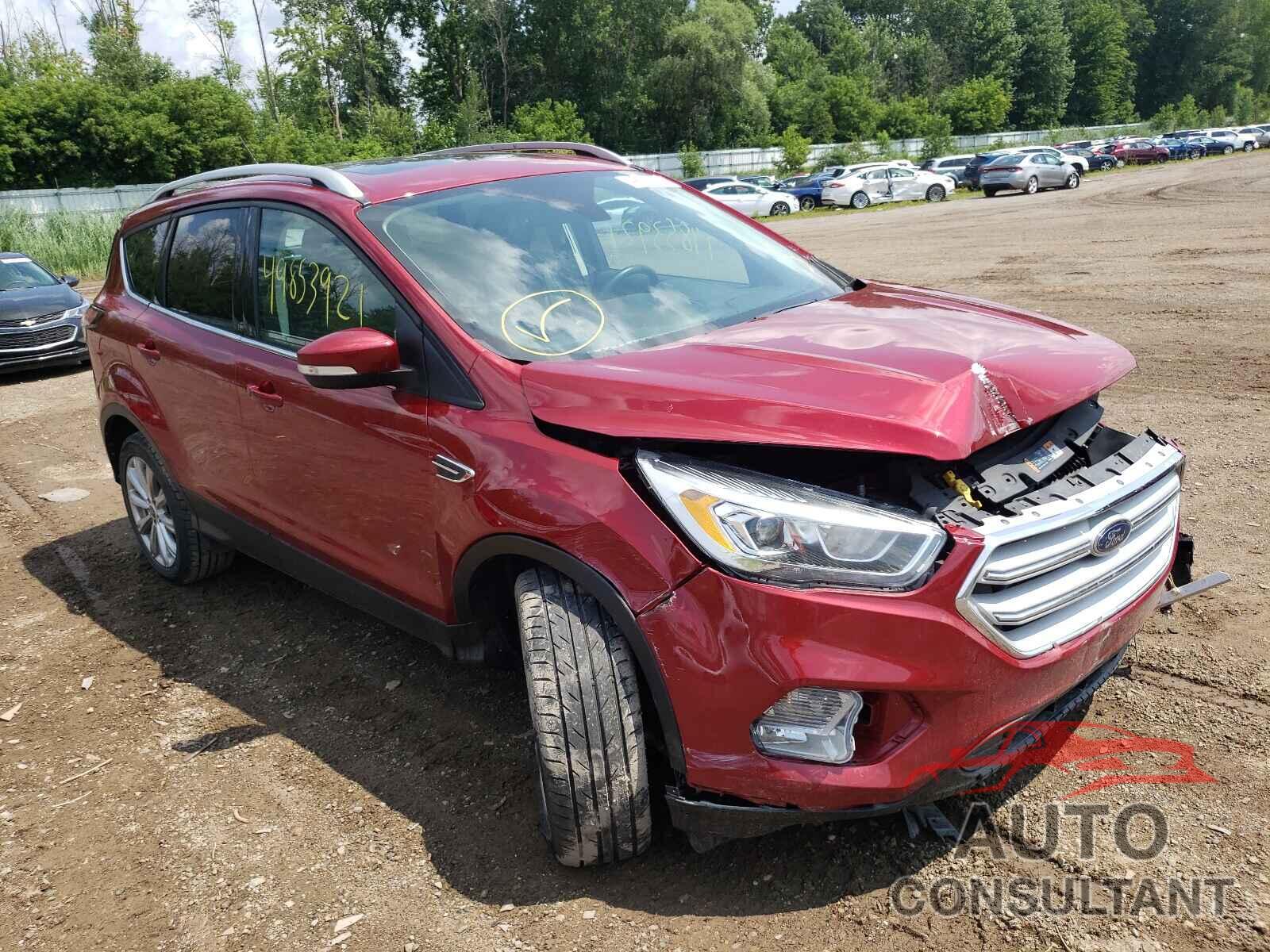 FORD ESCAPE 2017 - 1FMCU0JD4HUD75280