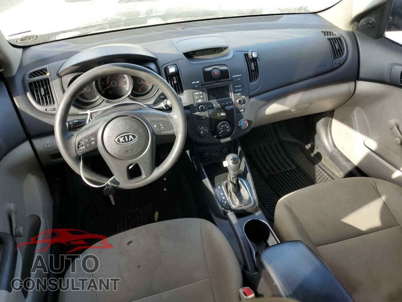 KIA FORTE 2013 - KNAFT4A25D5709568