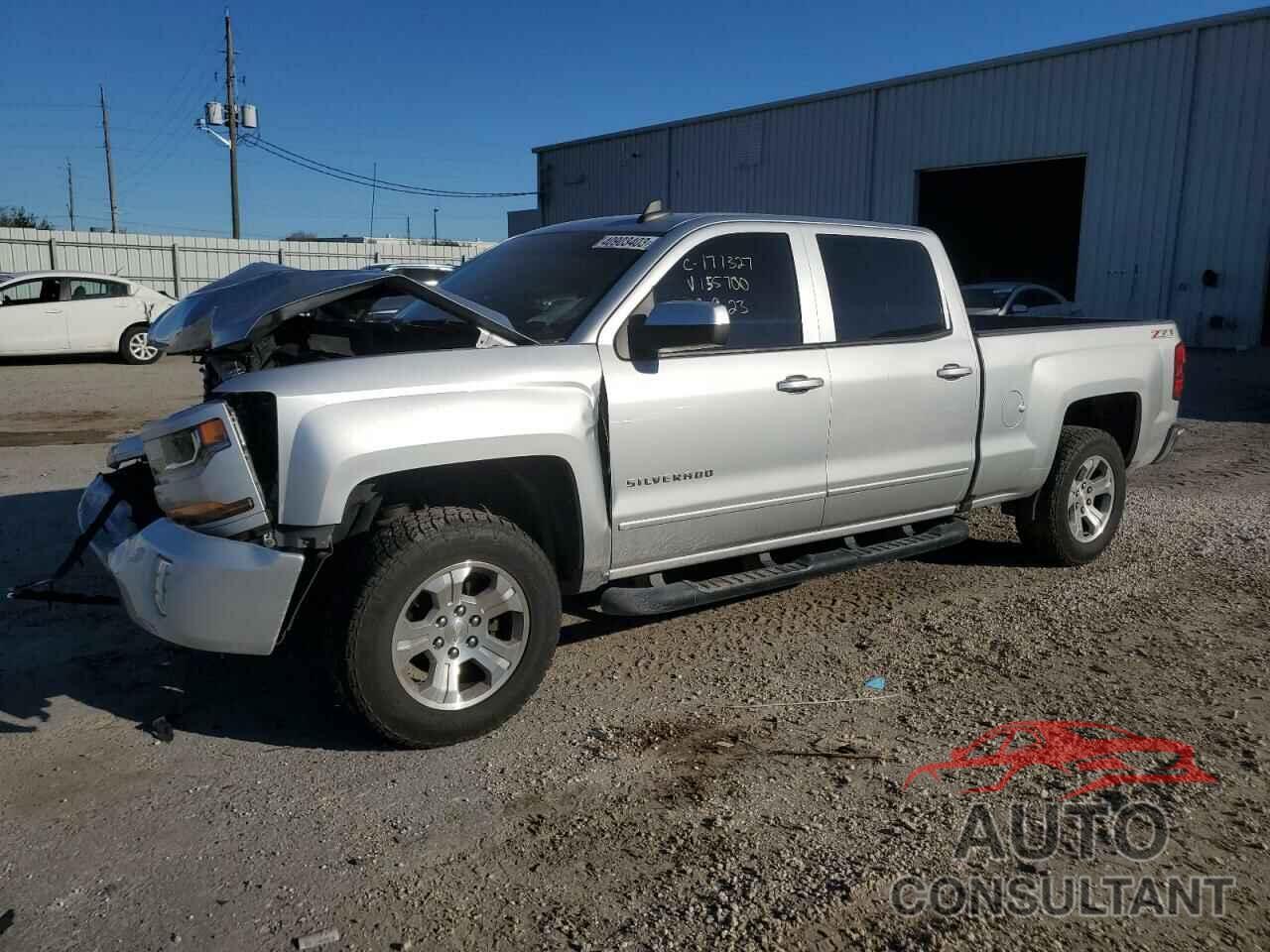 CHEVROLET SILVERADO 2017 - 1GCUKREC6HF155700