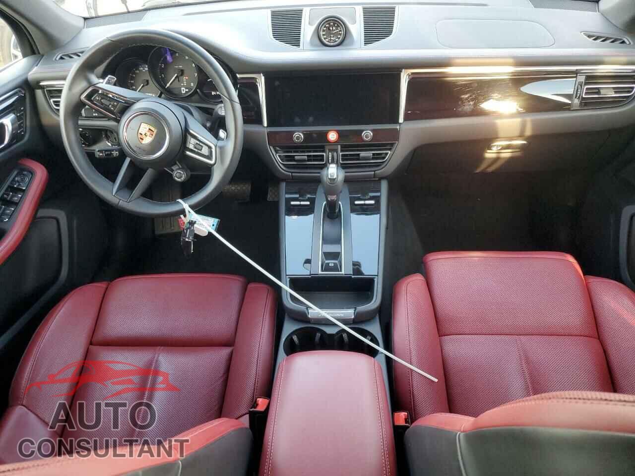 PORSCHE MACAN BASE 2023 - WP1AA2A57PLB15659