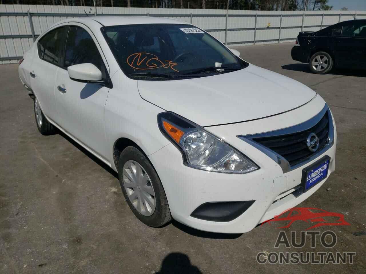 NISSAN VERSA 2018 - 3N1CN7AP7JL850962