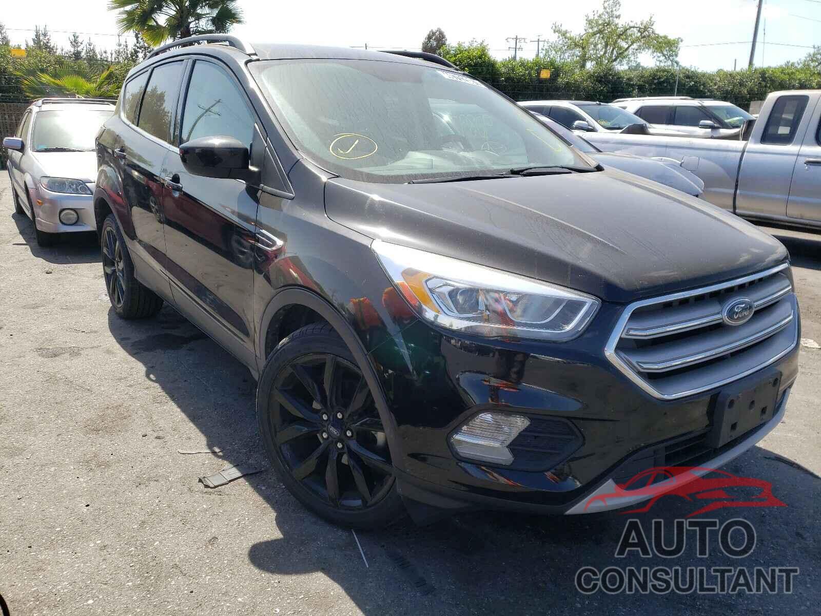 FORD ESCAPE 2017 - 1FMCU0GDXHUB61692