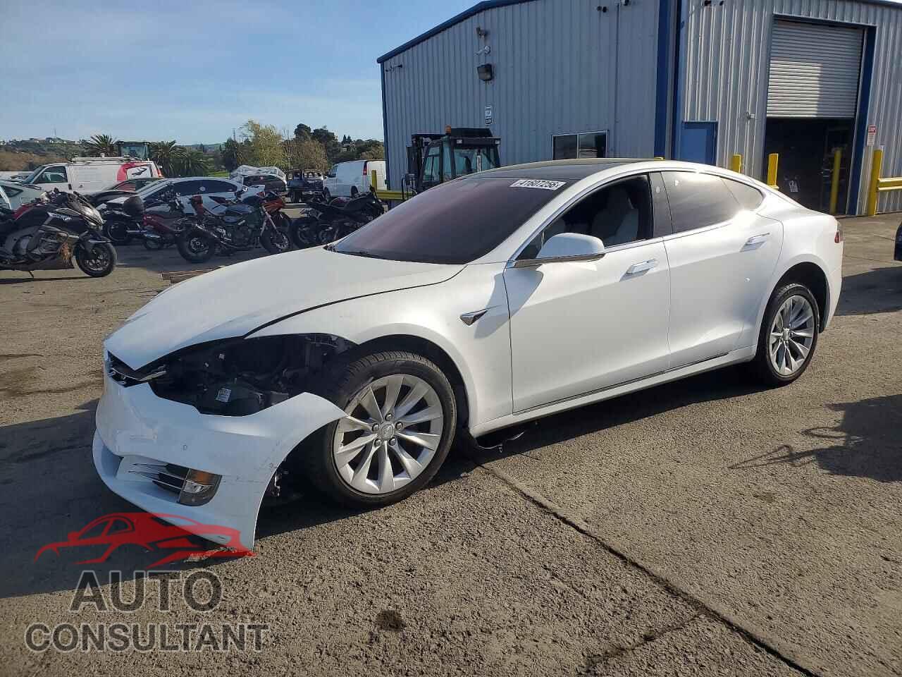 TESLA MODEL S 2019 - 5YJSA1E2XKF312546