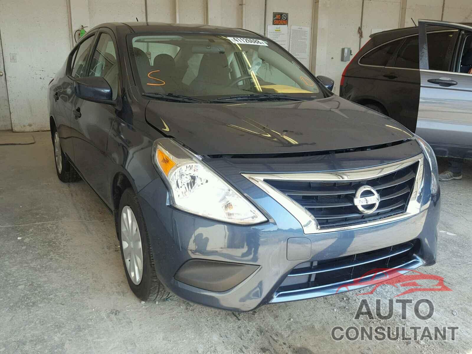 NISSAN VERSA 2017 - 3N1CN7AP1HL883191