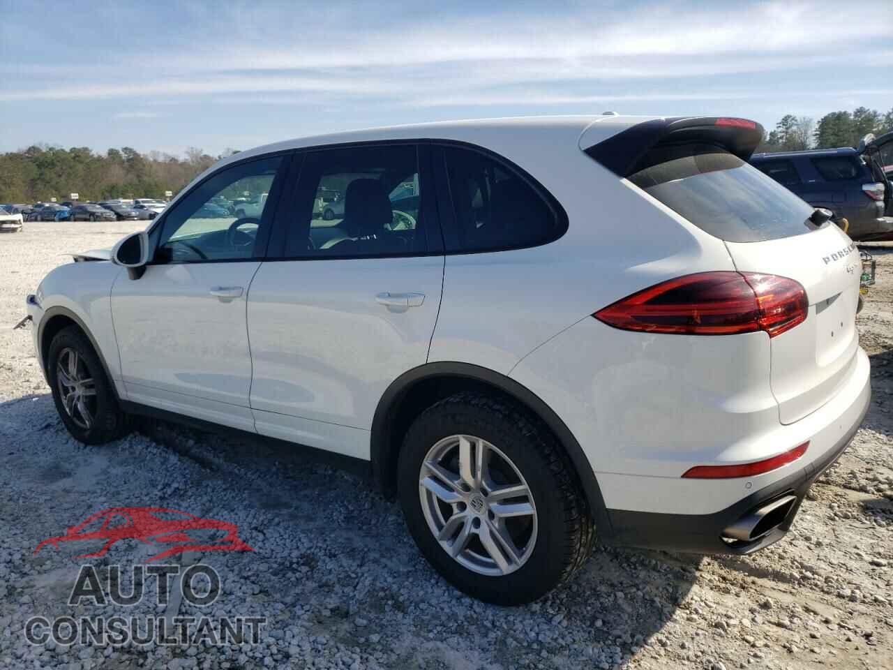 PORSCHE CAYENNE 2016 - WP1AA2A28GKA09944