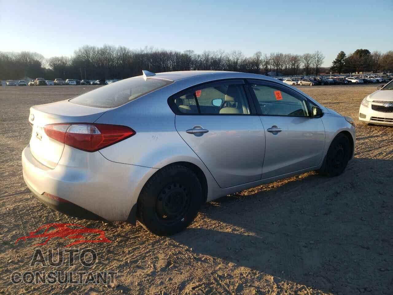 KIA FORTE 2015 - KNAFX4A67F5310445