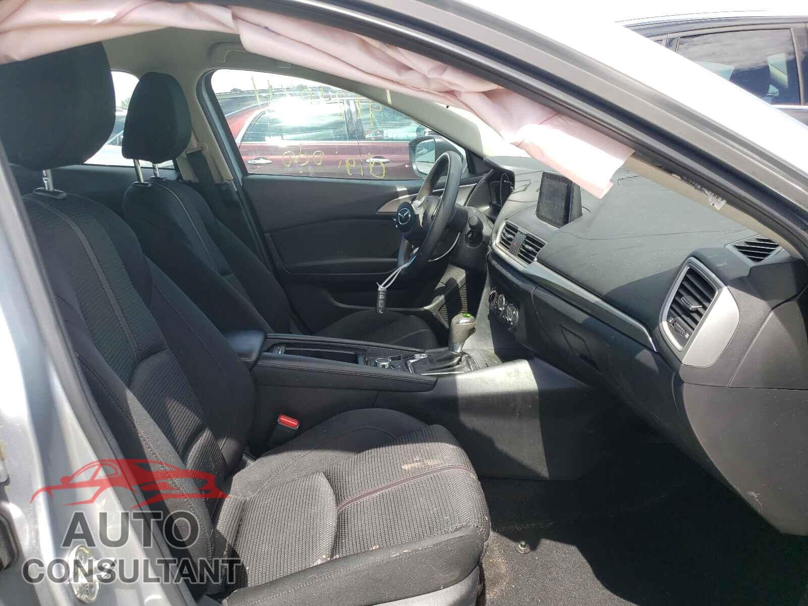 MAZDA 3 2017 - 3MZBN1U7XHM107568
