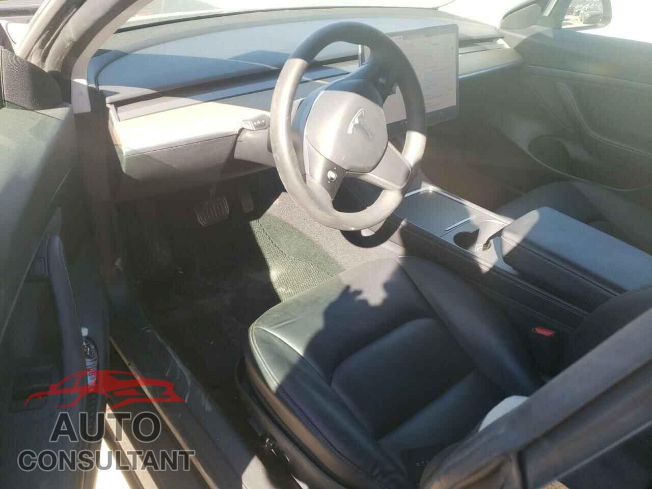 TESLA MODEL 3 2021 - 5YJ3E1EA1MF854461