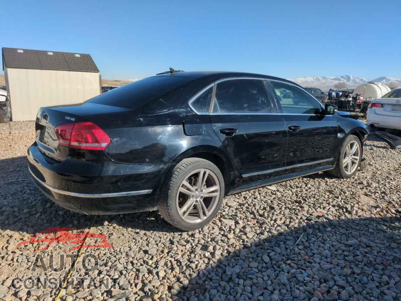VOLKSWAGEN PASSAT 2014 - 1VWBN7A38EC002934