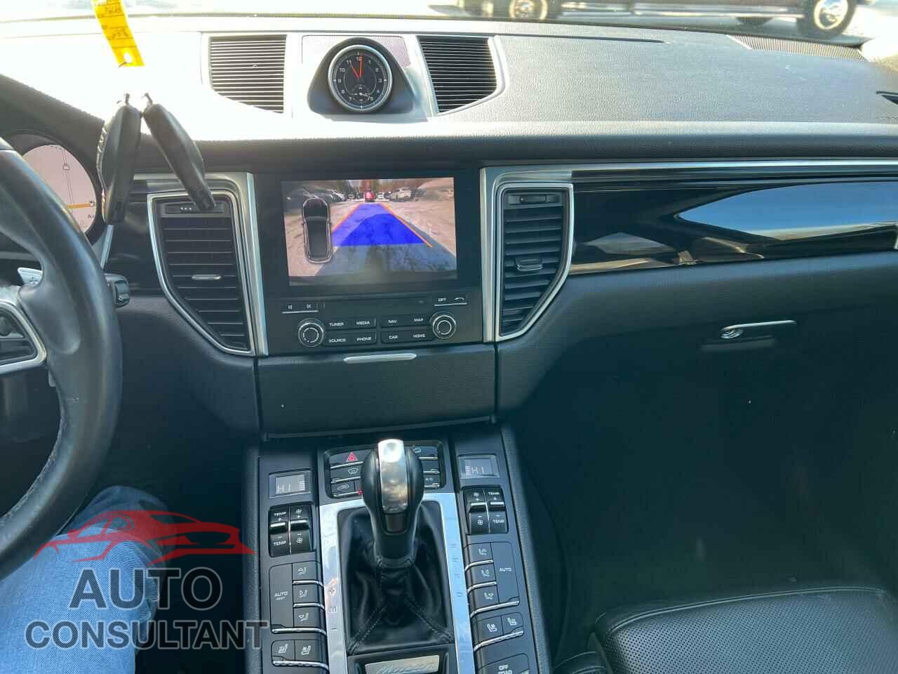PORSCHE MACAN 2017 - WP1AA2A53HLB82230