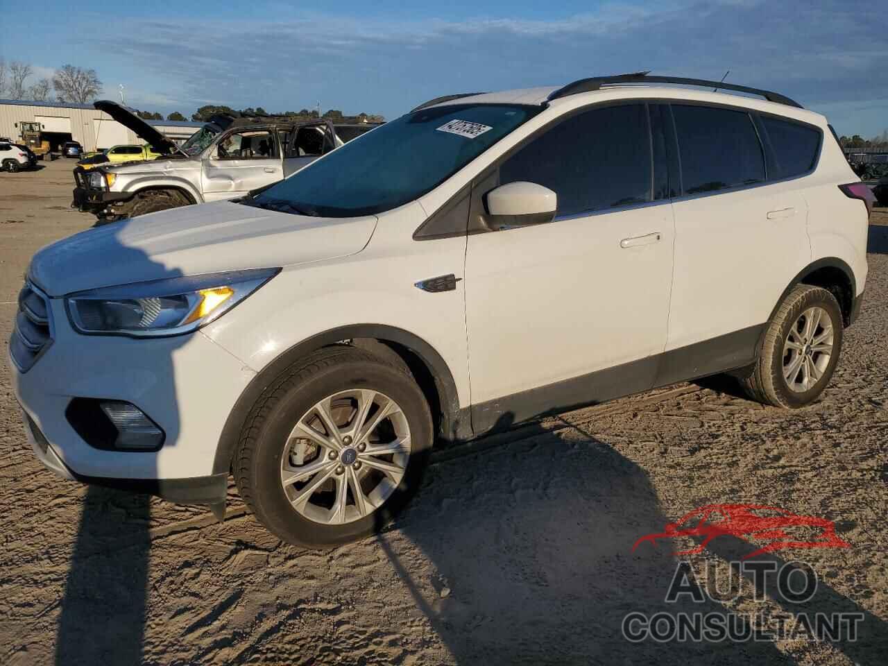 FORD ESCAPE 2018 - 1FMCU0GD1JUC90569