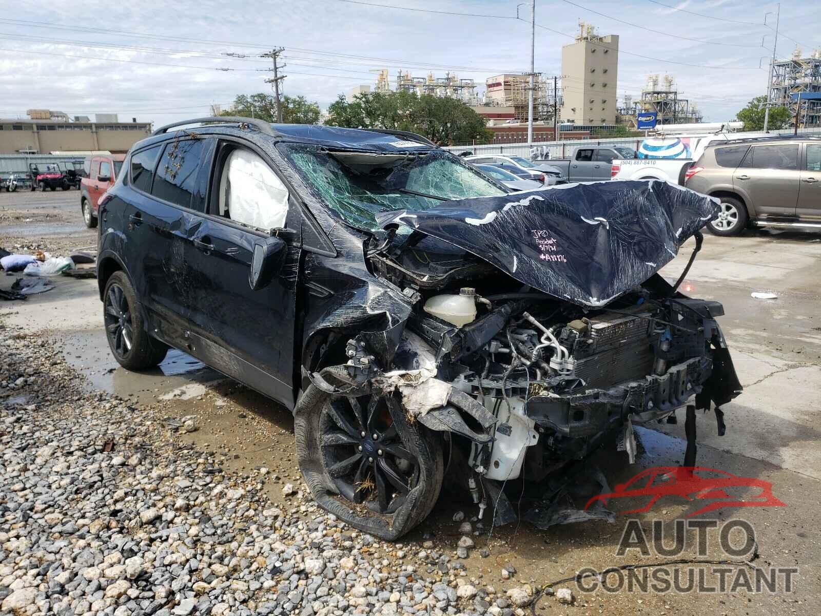 FORD ESCAPE 2019 - 1FMCU0GD6KUA88876