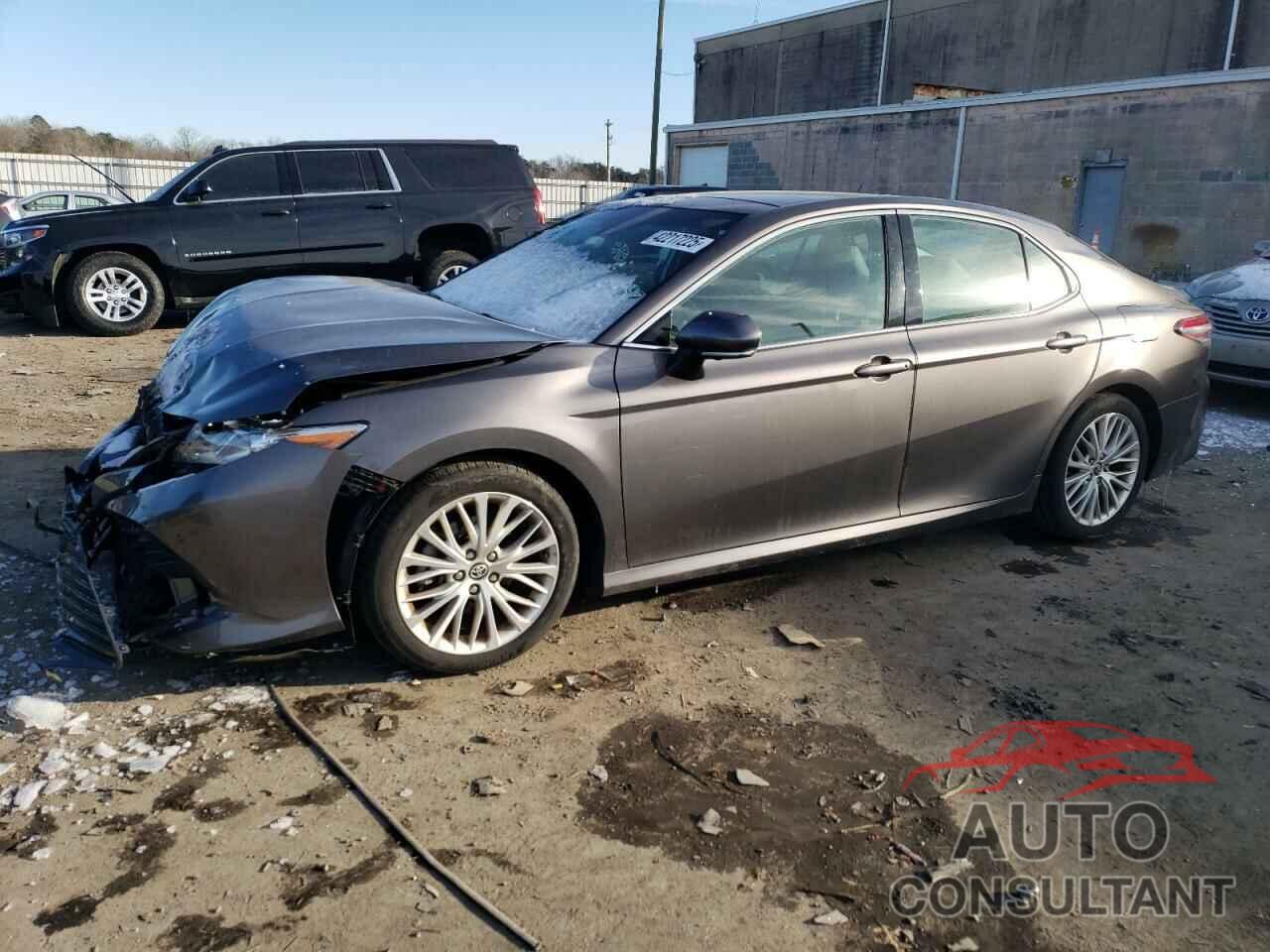 TOYOTA CAMRY 2018 - 4T1BZ1HKXJU009059