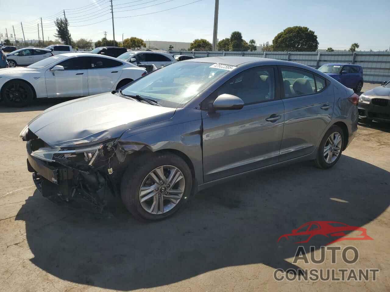 HYUNDAI ELANTRA 2019 - KMHD84LF8KU823736