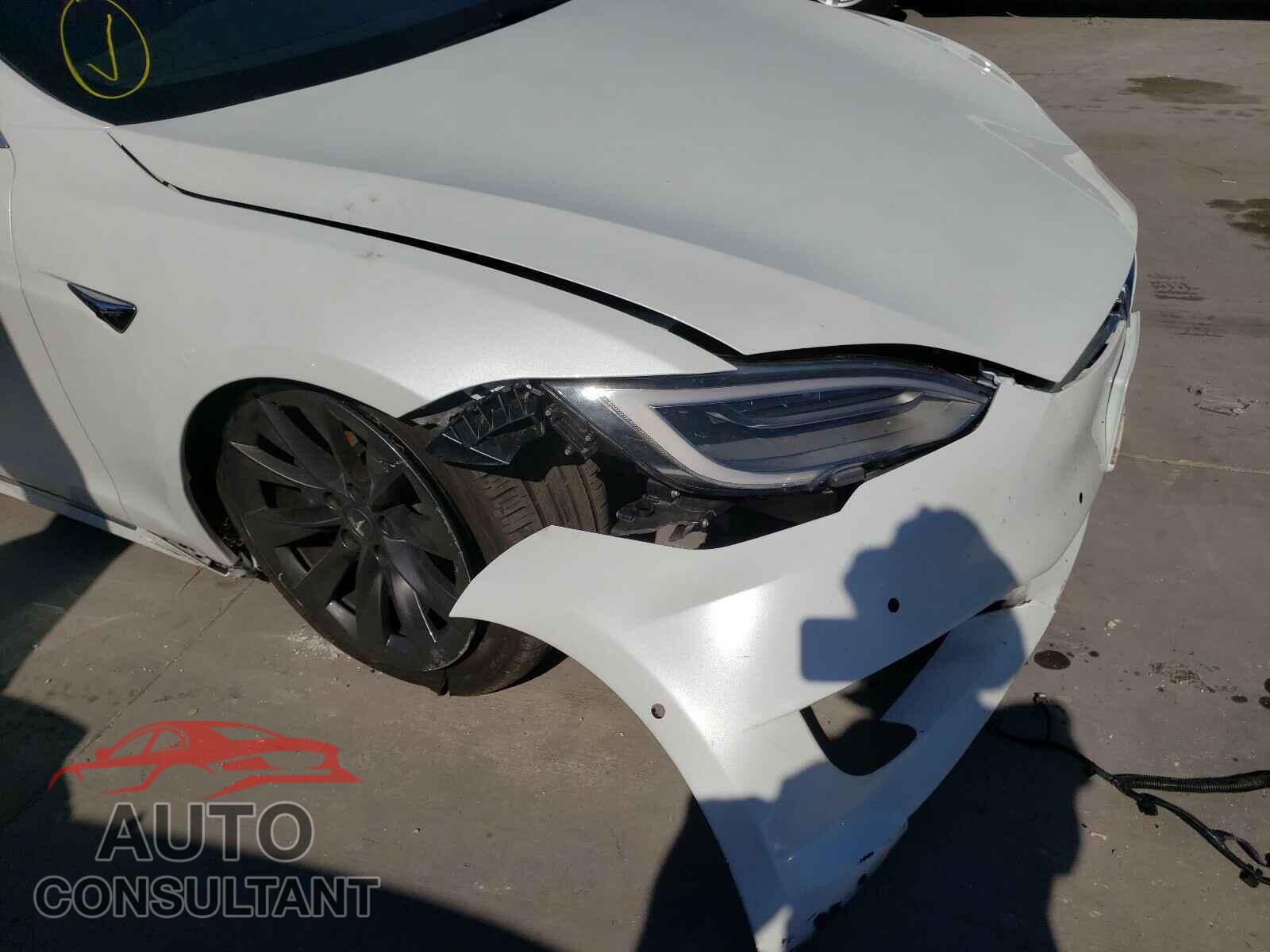 TESLA MODEL S 2020 - 5YJSA1E20LF354810