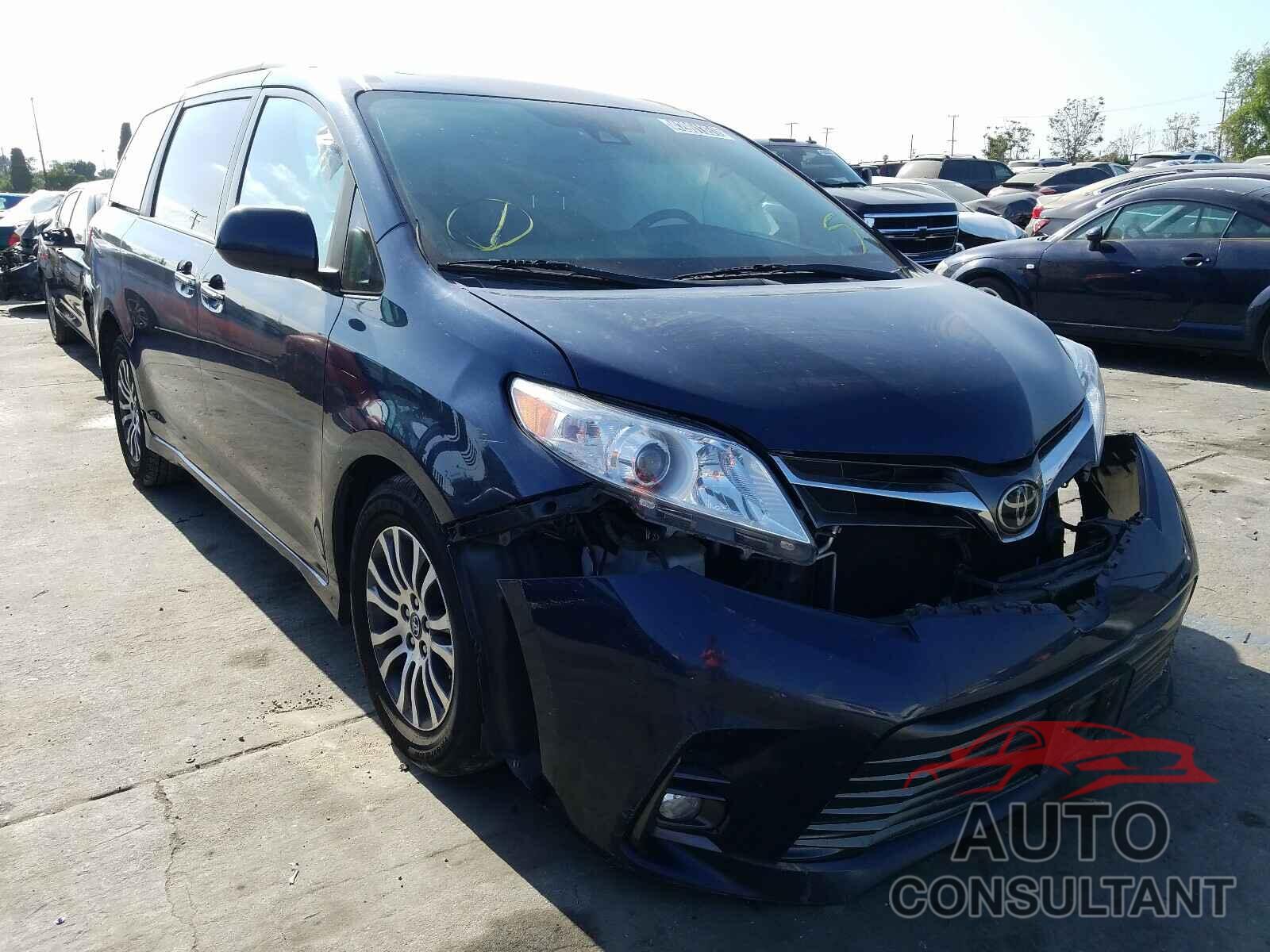 TOYOTA SIENNA 2018 - 5TDYZ3DC5JS925757