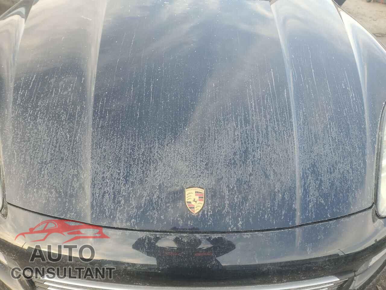 PORSCHE CAYENNE 2019 - WP1AA2AY8KDA08049