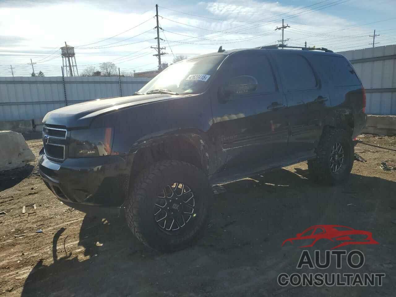 CHEVROLET TAHOE 2011 - 1GNSKBE02BR303570