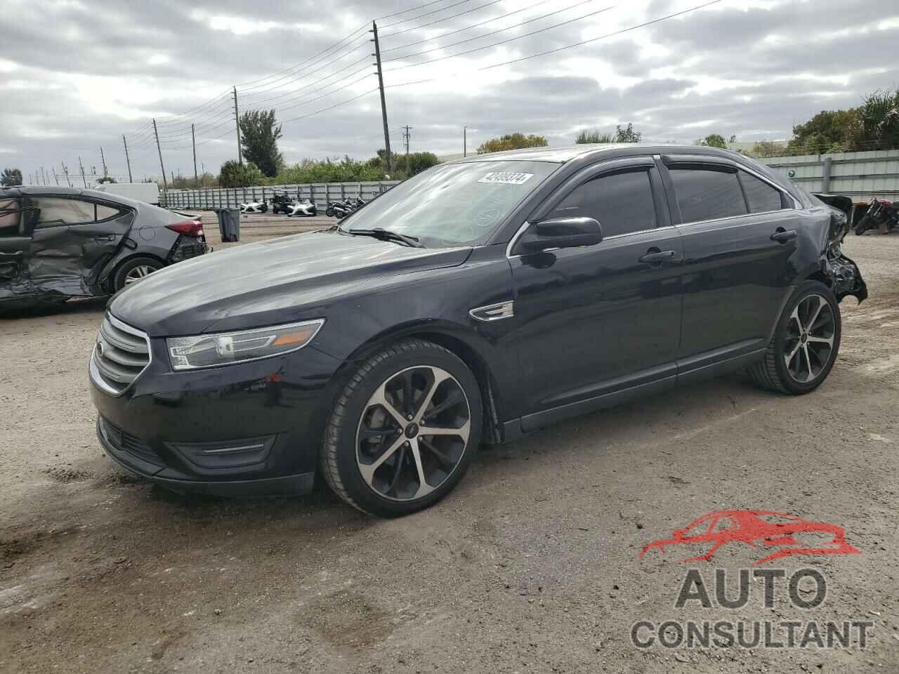 FORD TAURUS 2016 - 1FAHP2E82GG144102