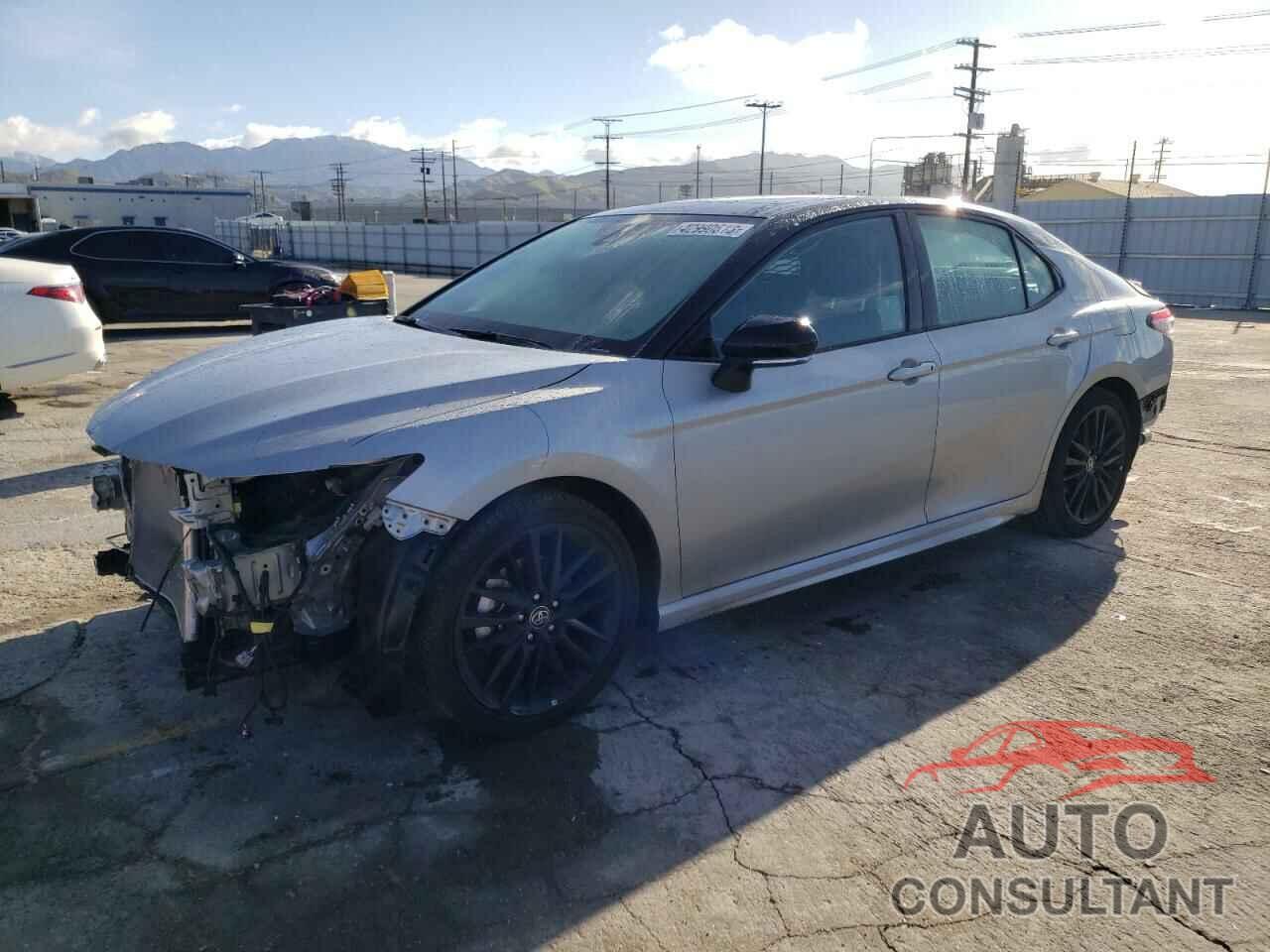 TOYOTA CAMRY 2022 - 4T1K31AK1NU040704